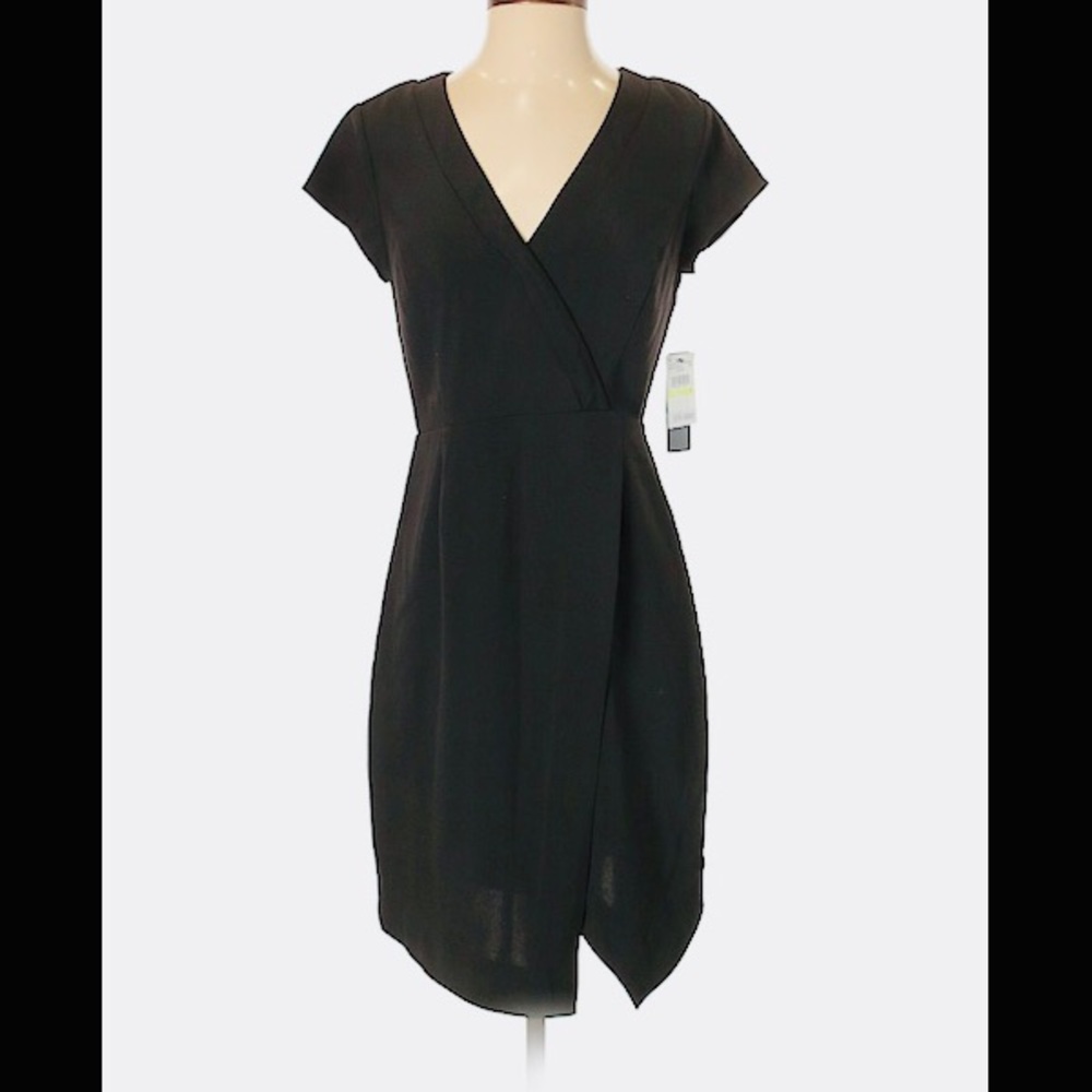 Laundry by Shelli Segal - LBD 💕 Black Dress sz 4